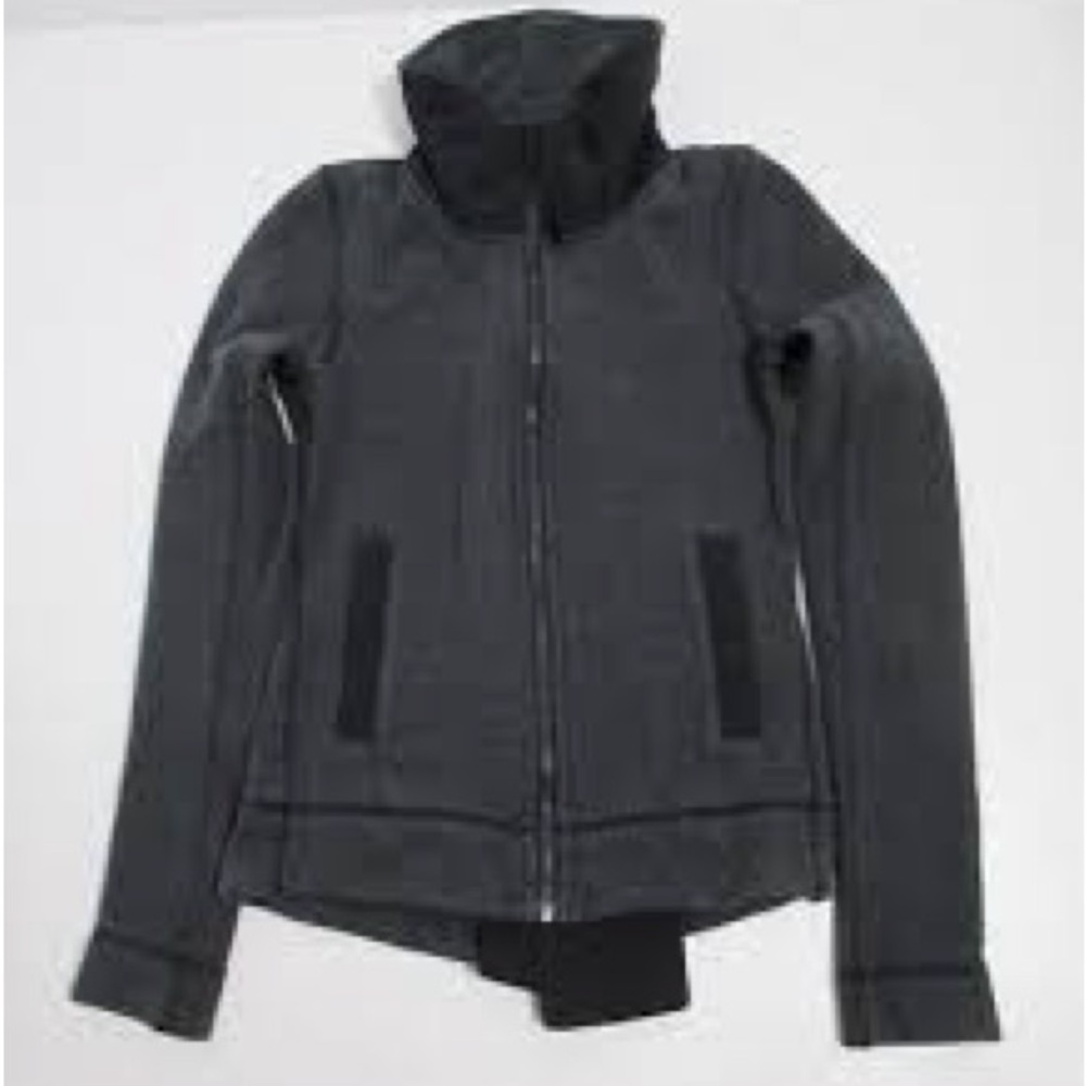 Lululemon En Route Jacket